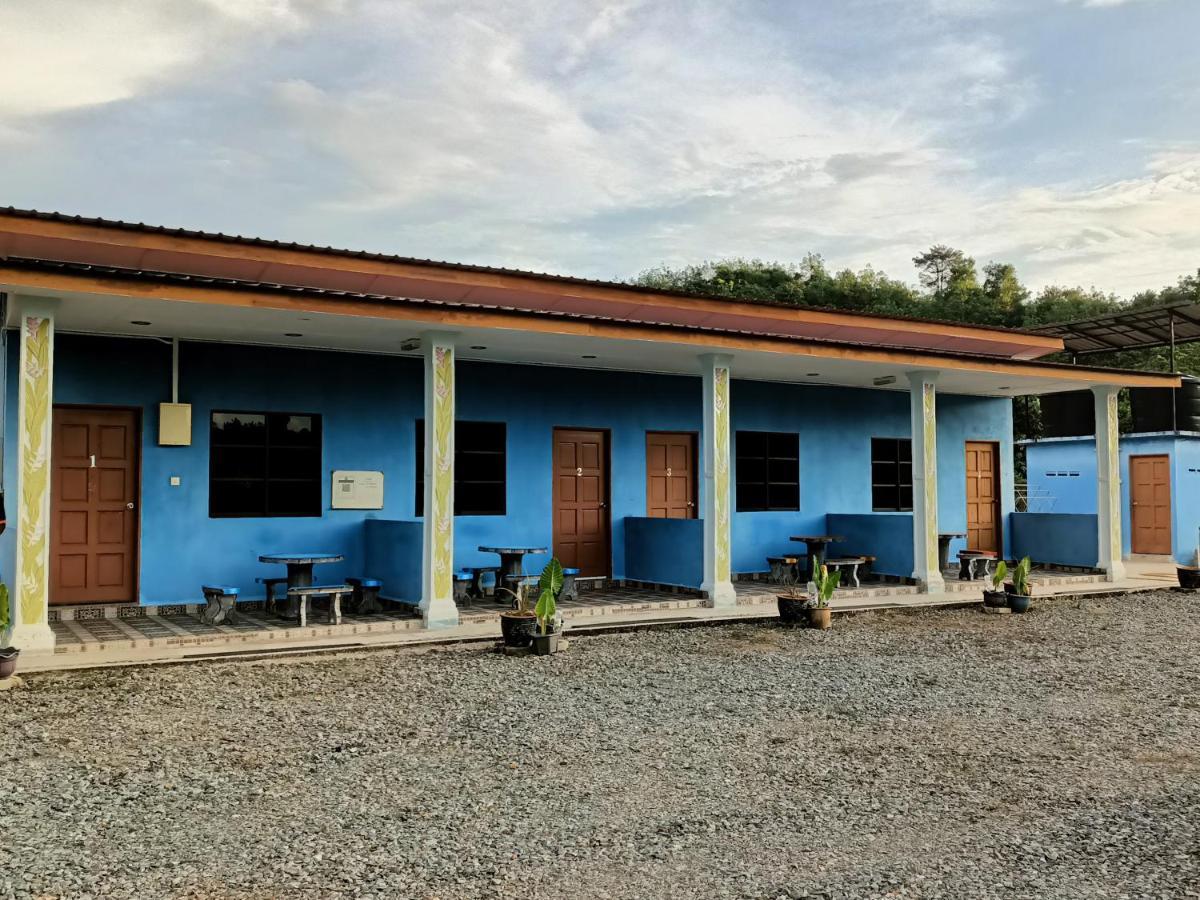 D'Pinggir Guest Room Kuala Tahan Exterior photo