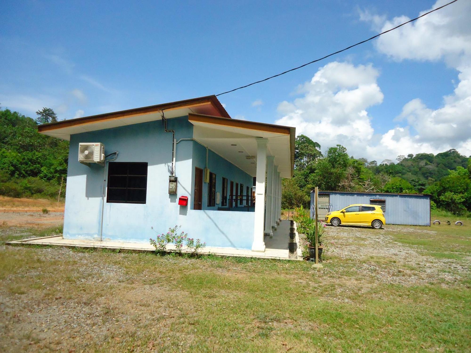D'Pinggir Guest Room Kuala Tahan Exterior photo