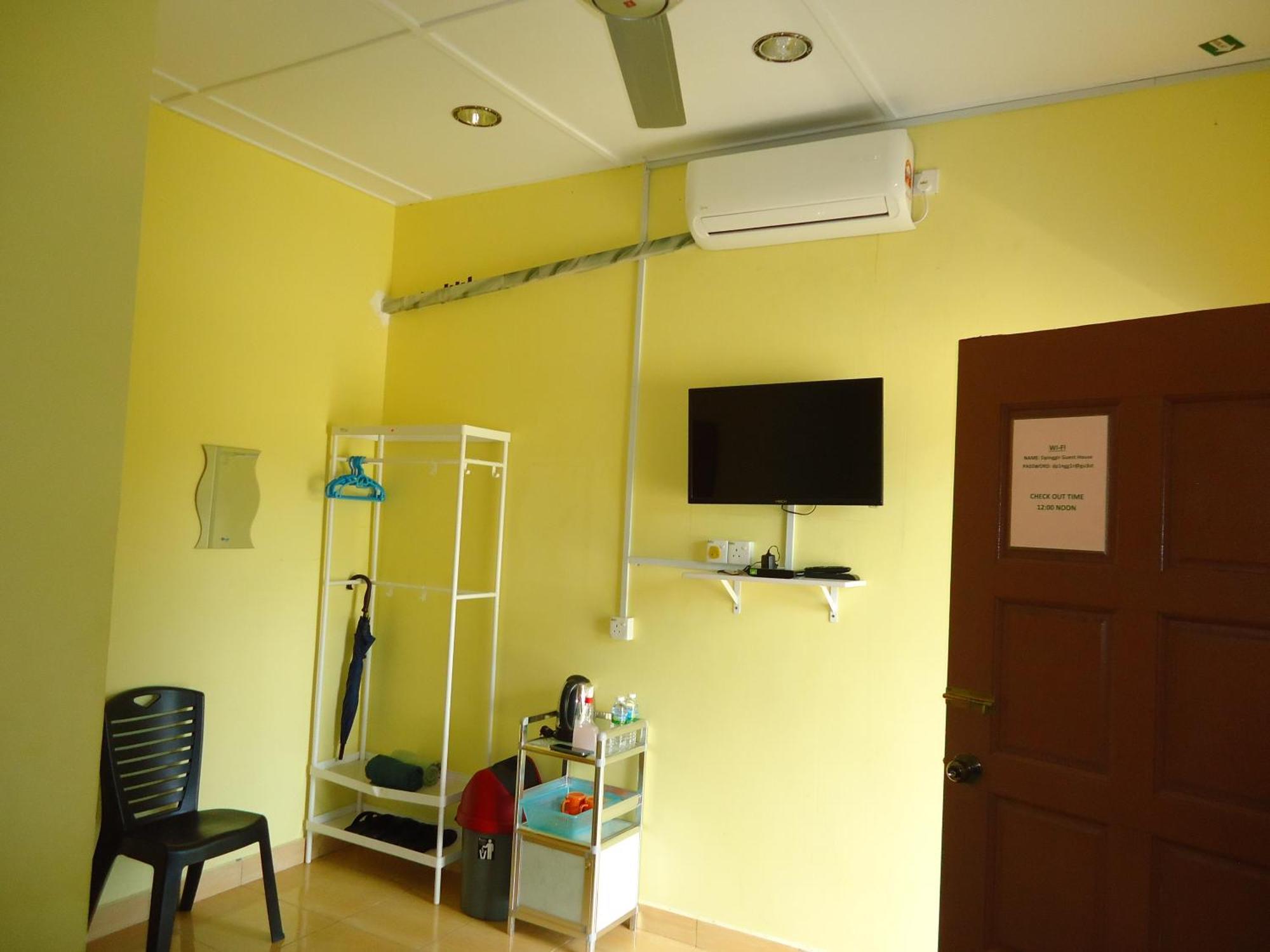 D'Pinggir Guest Room Kuala Tahan Exterior photo